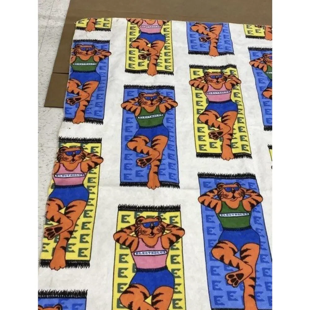 Vintage Electrolux 70s 80s Tiger Promotional Throw Blanket Towel 5x7 Rare Sissy